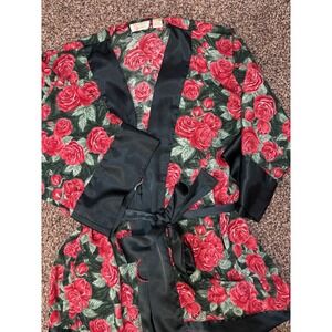 VICTORIAS SECRET GOLD LABEL Vintage Red Roses & Dark Green Belted One‎ Size Robe